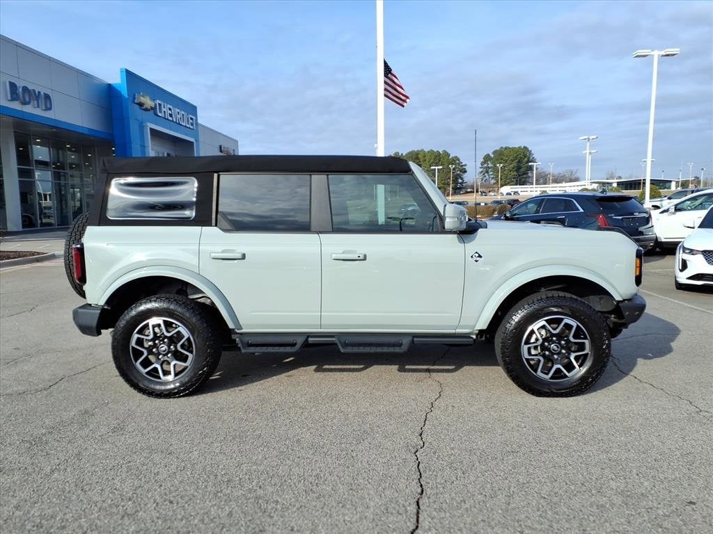 2023 Ford Bronco Base