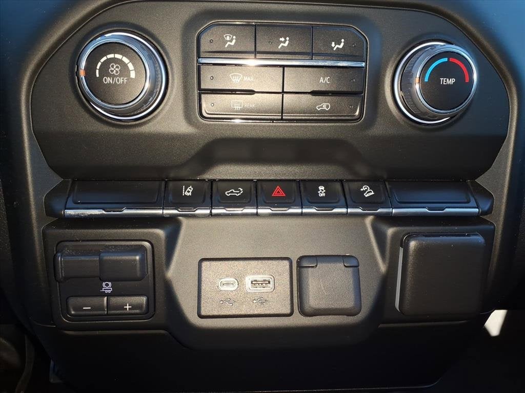 2024 Chevrolet Silverado 2500 HD Custom