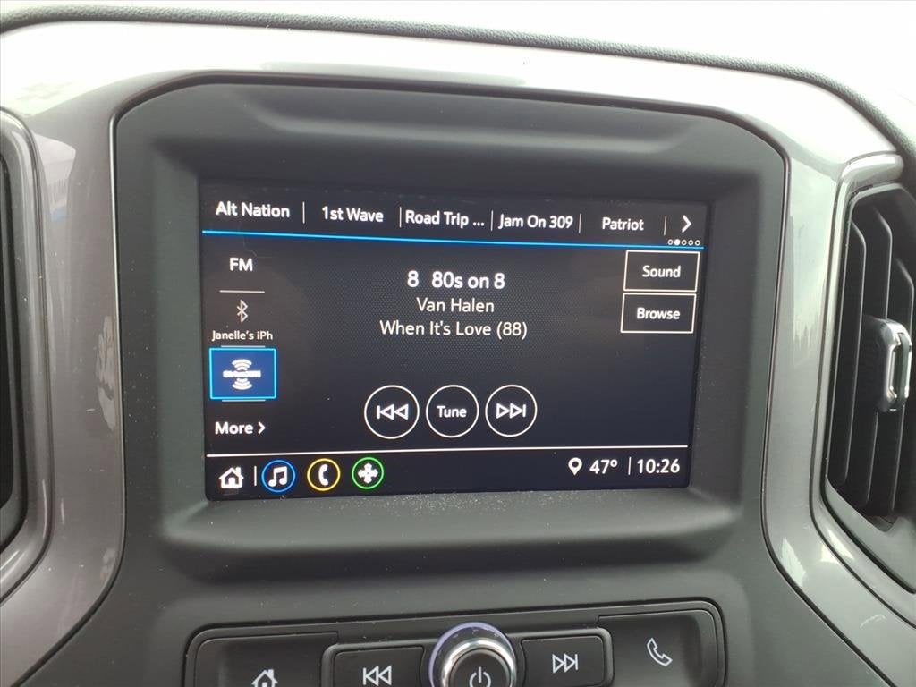 2022 Chevrolet Silverado 1500 Custom