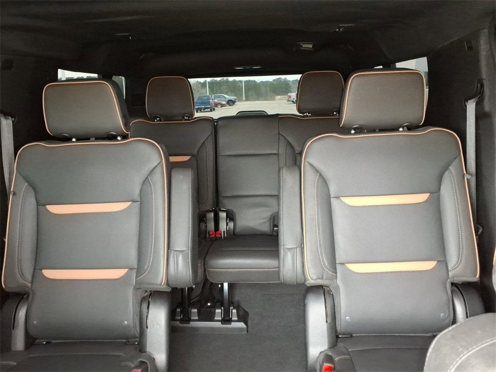 2023 GMC Yukon XL AT4