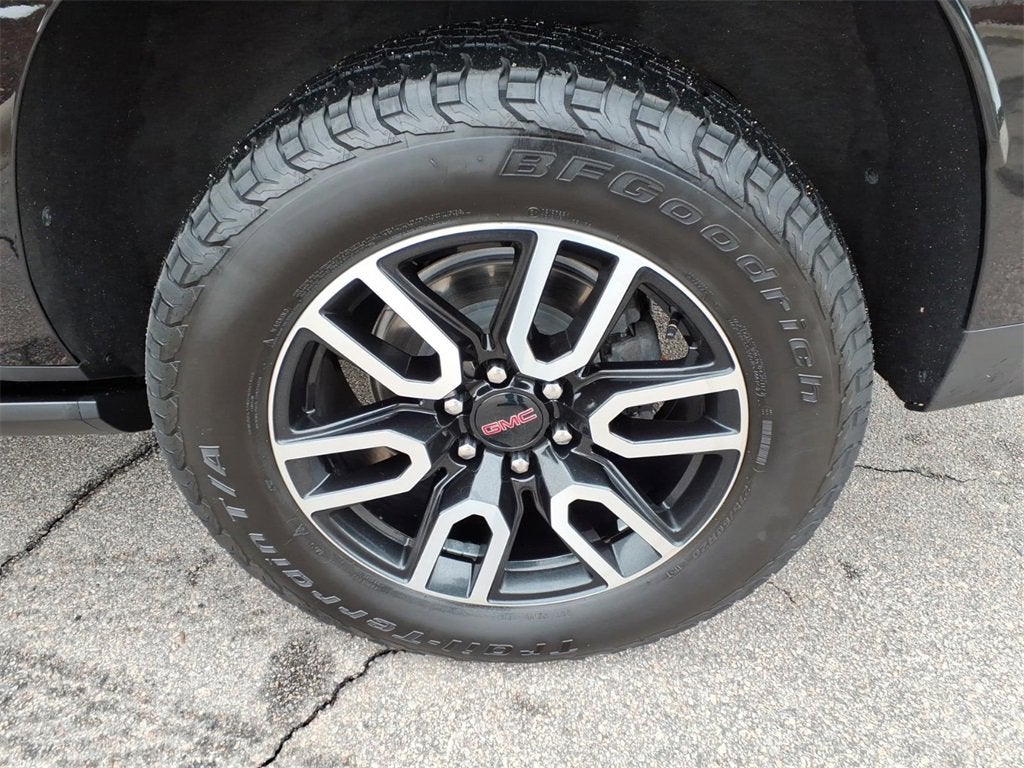 2023 GMC Yukon XL AT4