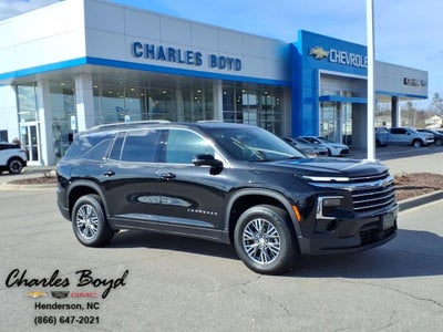 2024 Chevrolet Traverse LT