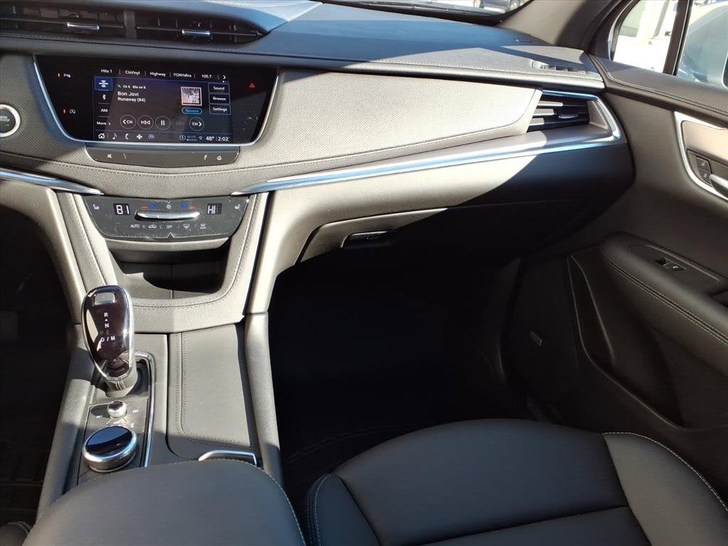 2025 Cadillac XT5 Luxury