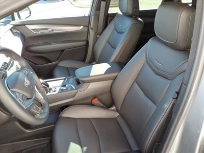 2025 Cadillac XT5 Luxury