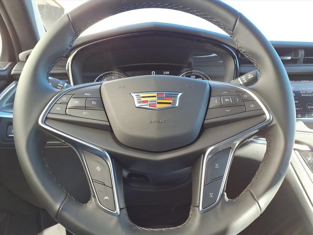 2025 Cadillac XT5 Luxury