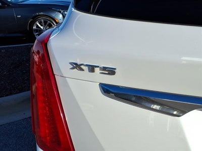 2017 Cadillac XT5 Premium Luxury FWD