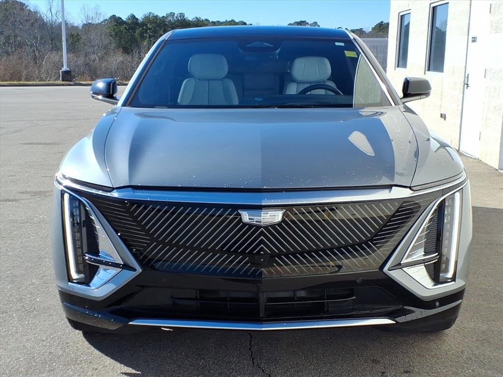 2024 Cadillac LYRIQ Luxury 1