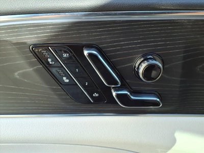 2024 Cadillac LYRIQ Luxury 1