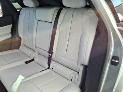 2024 Cadillac LYRIQ Luxury 1