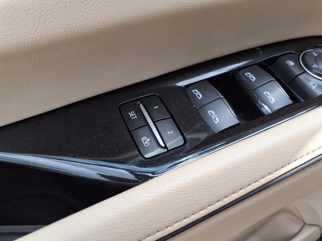 2022 Cadillac Escalade Premium Luxury