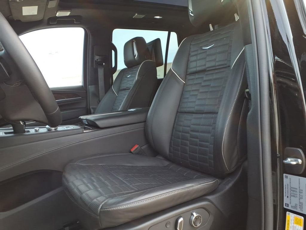 2024 Cadillac Escalade Premium Luxury Platinum