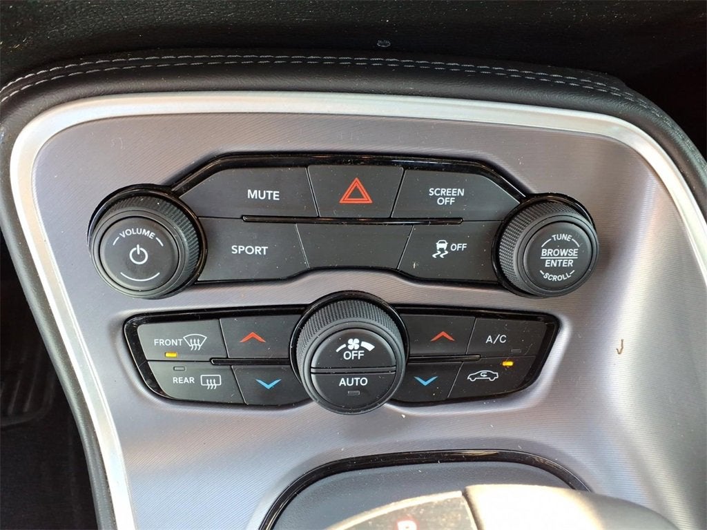 2019 Dodge Challenger SXT