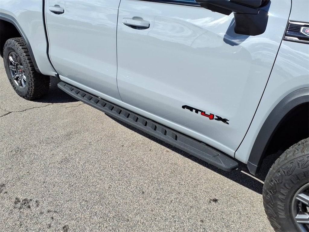 2025 GMC Sierra 1500 AT4X