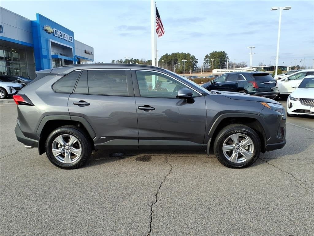 2024 Toyota RAV4 Hybrid LE