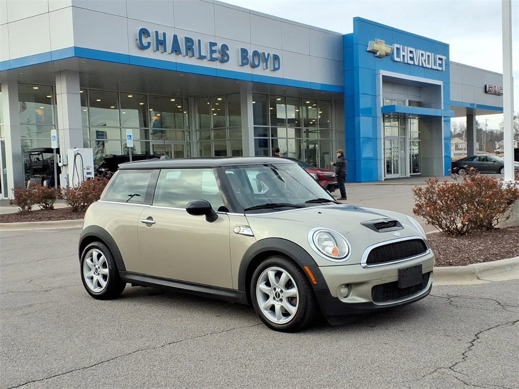 2009 MINI Hardtop 2 Door Cooper S