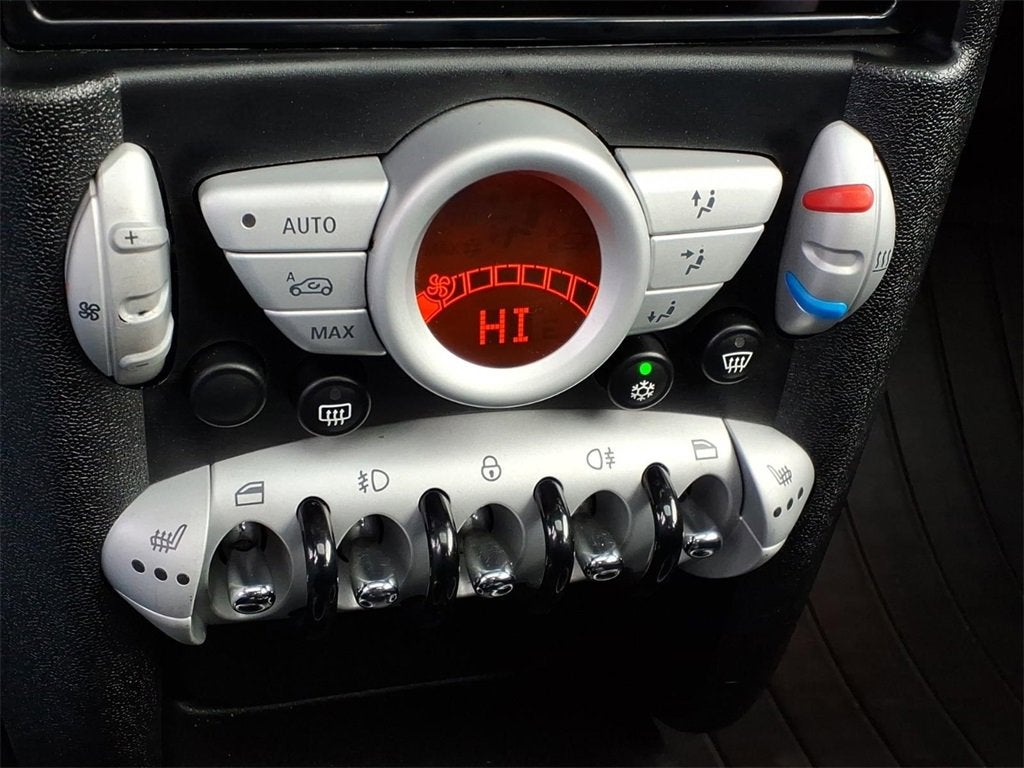 2009 MINI Hardtop 2 Door Cooper S