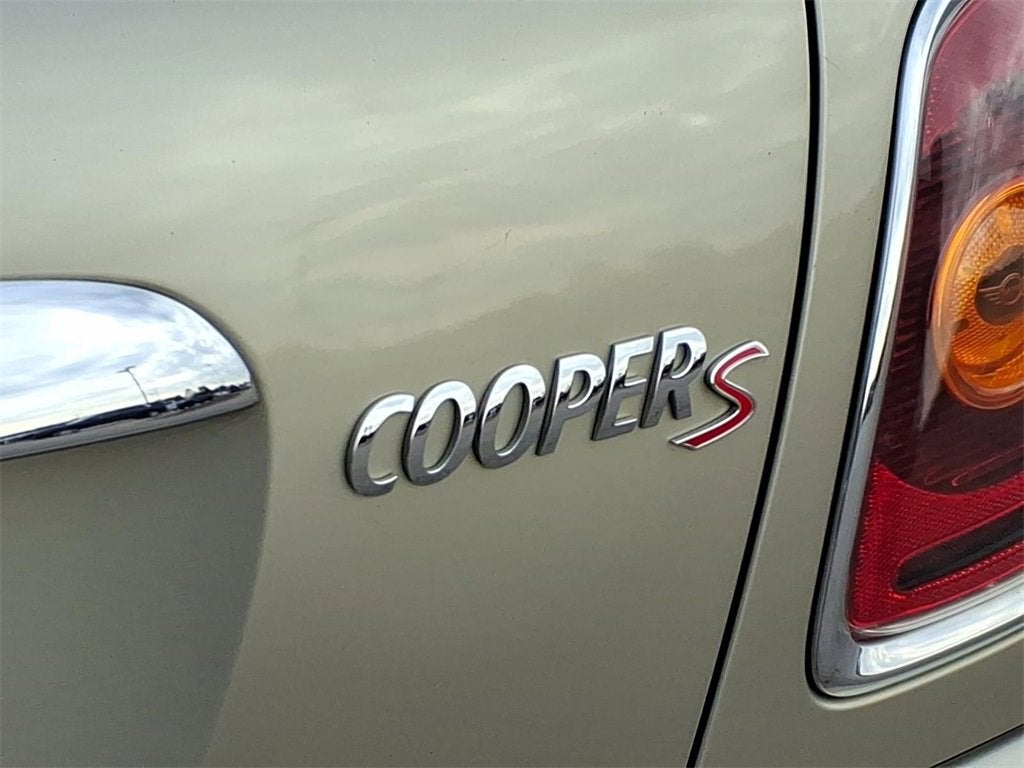 2009 MINI Hardtop 2 Door Cooper S